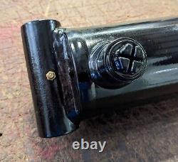 Hydraulic Cylinder Welded Double Acting 3 Bore 30 Stroke Cross Tube, 1/2 NPT