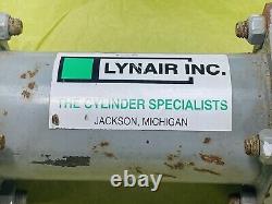 Lynair 2-1/4 bore X 6 stroke hydraulic cylinder 2000 psi model SMHH-2 A43