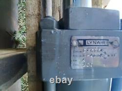 Lynair Hydraulic Cylinder- Bore 4, Stroke 118, Rod Dia2.5 3000psi Hyd